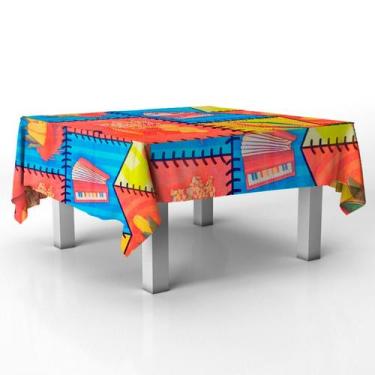 Imagem de Toalha de Mesa em TNT - 70x70cm - Bandeira Festa Junina - 5 unidades -