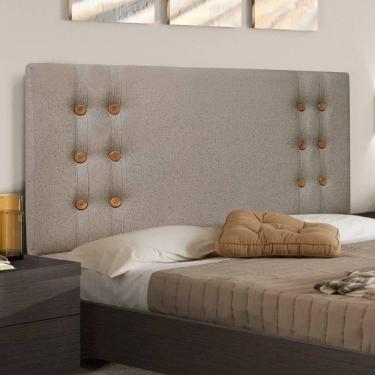 Imagem de Cabeceira Solteiro Estofada Com Botões Em Madeira Cerejeira Em Tecido Linho Georgia Lucadi Rústico