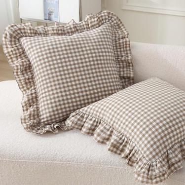 Imagem de Aryeleay Pacote com 2 fronhas de travesseiro xadrez xadrez branco acastanhado com babados tamanho padrão 50,8 x 50,8 cm, 100% algodão lavado, capas de almofada quadriculadas para cama/sofá (50,8 x