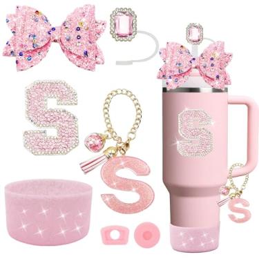 Imagem de Conjunto de acessórios de copo Stanley rosa de 7 peças, decorações de iniciais para Stanley Cup 850.5 g 1,134 g, inclui cobertura de canudo de joia, tampa à prova de derramamento, pingente de alça