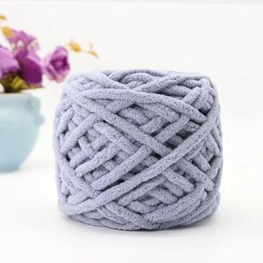Imagem de 1 fio grosso para tricô à mão, fio grosso de chenille, fios grandes e grossos para crochê, fios de cobertor de malha super volumosos, (25 metros cada novelo), creme (cinza claro)
