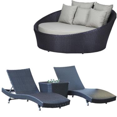 Imagem de 2 Espreguiçadeiras Bona e Mesa Grécia com Chaise em Alumínio Piscina, Jardim, Área - Trama Original