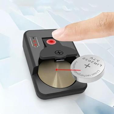 Imagem de Carregador Universal Portátil de Baterias Botão com Luz LED Indicadora para Modelos LIR2016, LIR2025, LIR2032 e LIR1025 (Branco)