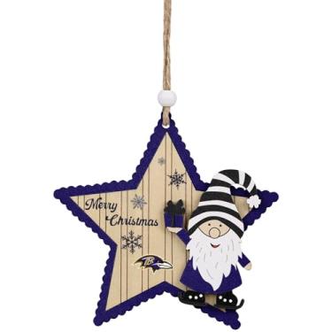 Imagem de FOCO Enfeite de estrela de madeira NFL Baltimore Ravens com gnomo – Decoração de Natal oficialmente licenciada