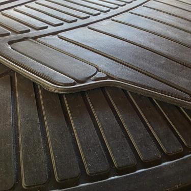 Imagem de Tapete Borracha Ford Courier Escort Mondeo Mustang Ranger Verona Preto 4 Pçs