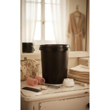 Imagem de Creme Alisante Profissional  Liso Perfeito e Sem Frizz - Congratulatio