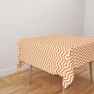 Imagem de Toalha De Mesa Quadrada 4 Lugares Tecido Oxford Chevron Laranja TL160 