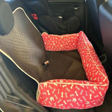 Imagem de Cama Pet e Protetor de Banco Traseiro 2 em 1, Impermeável, Microfibra Matelada, Estampado, 70x54x20cm, com Elástico e Zíper, para Veículos (Vermelho)