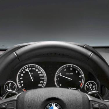 Imagem de Película de para-brisa reflexiva com visor de cabeça universal da Red Shield de 19 cm para todas as marcas e modelos de carros. Qualidade premium de alta definição de clareza HD. Compatível com todas as unidades HUD e smartphones. Pacote com 2