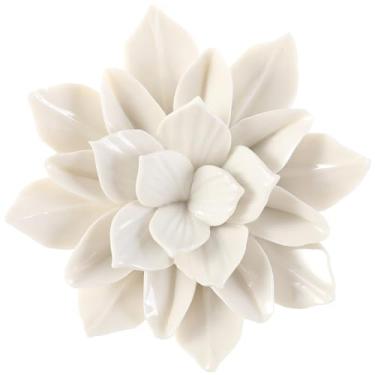 Imagem de ALYCASO Decoração de parede de flor de cerâmica arte 3D artesanal escultura de flores presentes modernos para sala de estar corredor quarto sala de jantar ao ar livre branco K1 9 cm