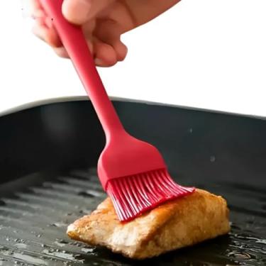 Imagem de Pincel Culinário de Silicone, Vermelho, 24cm, Resistente a Temperaturas -40°C a 230°C, Cerdas Maleáveis para Untar e Pincelar Carnes e Massas