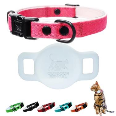 Imagem de Coleira para gatos de liberação rápida + suporte para AirTag da OutdoorBengal - com acolchoamento macio, exterior de tecido tático, opções de cores naturais e neon, compatível com Moto Tag (Famingo