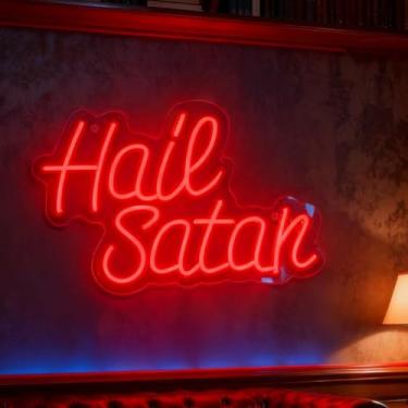 Imagem de Neonawall Christmas Neon Sign for Wall Decor Light Up Letters Business Led Sign Xmas Party Gifts Led Decorative Night Signs Room Decorations Christmas Party Signs for Home Bedroom Dorm (Hail Santa)