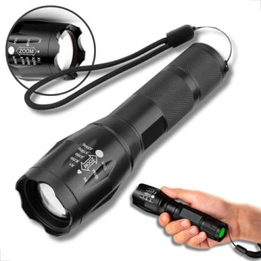 Imagem de Lanterna Tática T6 Militar - Zoom 1000x com LED de Longo Alcance, Carregador Bivolt e Carregador Veicular Inclusos - Ideal para Viagens, Camping, Trilhas - Com suporte para Pilha