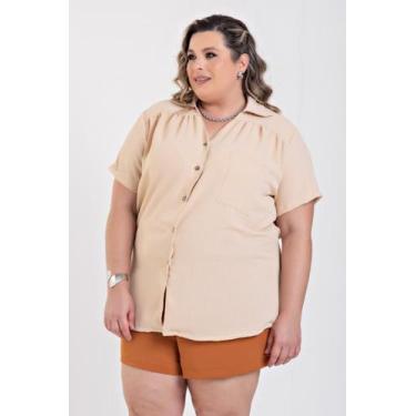 Imagem de Camisa Feminina Plus Size Manga Curta Com Fechamento de Botões Tecido 