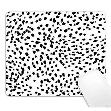 Imagem de Mouse pad de bolinhas fofas, mousepad com padrão de pontos pretos e brancos, estampa de bolinhas, presente para ela, acessórios de mesa, decoração de escritório, decoração de mesa, mouse pads, 24 x 20