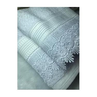 Imagem de Jogo 2 Peças Toalha Banho e Rosto Ouro Gigante com Renda Guipir 100% Algodão Premium – Maciez e Elegância (Branco)