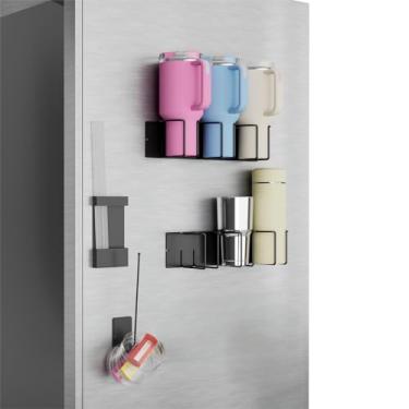 Imagem de Suporte de copo magnético Stanley e acessórios para o lado da geladeira, organizador de garrafa de água com tampas, gancho e caixa de canudos, armazenamento resistente à prova de ferrugem para copos