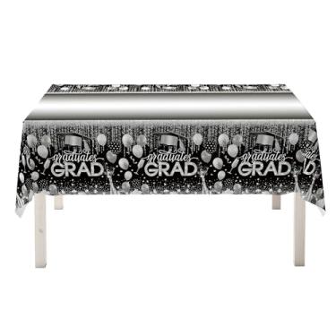 Imagem de IWANTDIY Kit de artigos de festa de formatura 2025 – 2 peças de capa de mesa preta Gongrats para decoração de festa de formatura, capas de mesa de plástico de formatura 137.2 cmx274.3 cm/274 cm x 137