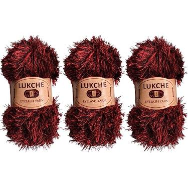 Imagem de Lukche Fio de pele divertido de cílios premium 100% poliéster 150 m (100 gramas), 100 g (100 g) fio de crochê colorido para tricô manual (preto vermelho, 3 novelos)