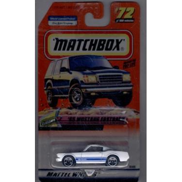 Imagem de Matchbox 1999-72 of 100 Series 15 Classics '65 Mustang Fastback 1:64 Scale