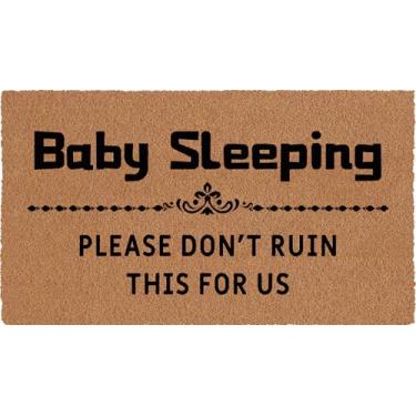Imagem de AIKONGNICE Welcome Door Baby Sleeping Please Don't Ruin This for Us Decoração Guirlanda de porta da frente para decoração de casa e entretenimento de Natal 76 cm (L) x 43 cm (C)