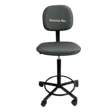 Imagem de Cadeira caixa alta com rodinhas tecido cinza preta