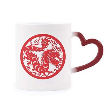 Imagem de Caneca de grés cortada em papel Dragon Animal China Zodíaco Art sensível ao calor Caneca vermelha que muda de cor