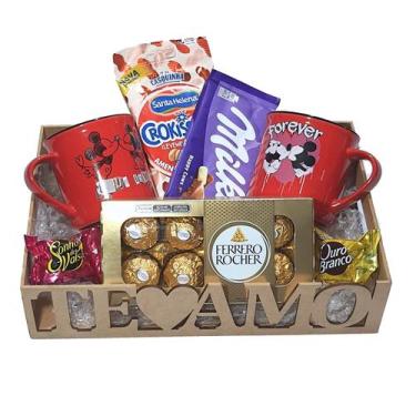Imagem de Cesta Presente Mickey E Minnie Chocolates Caneca Te Amo - Cesta de Pre