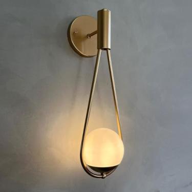 Imagem de Arandela de Parede Gota Moderna interna Dourada Com Globo de Vidro 12cm Decoração Casa e Sala, Quarto, Corredor, Cabeceira de cama