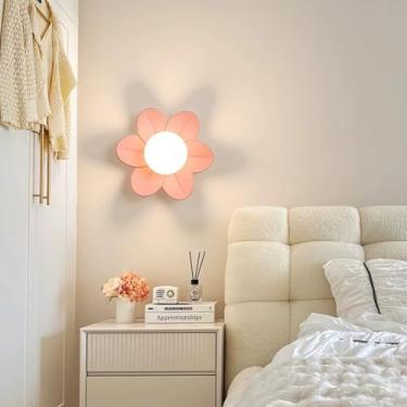 Imagem de Luminária de parede RGB sem fio para ambientes internos, com bateria de 5200mAh, dimerizável e com controle remoto. Ideal para cabeceiras. Possui rotação de 360° e é alimentada por bateria.