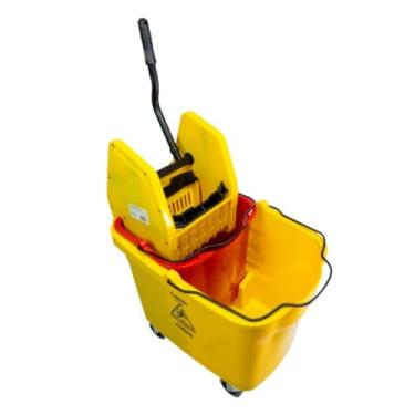 Imagem de Carro Balde 35L, Amarelo com Balde Vermelho, com Divisor de Água e Sistema Quebra-Ondas