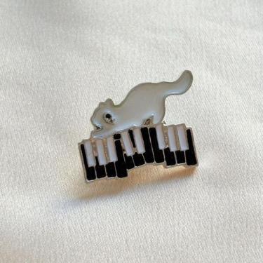 Imagem de Broche Gato no Piano Esmaltado Pequeno - - Pistache Acessórios, Prata