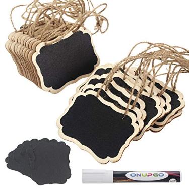 Imagem de ONUPGO Pacote com 20 etiquetas de quadro-negro com marcador de giz líquido, quadro negro de dupla face com corda suspensa, mini placas de quadro-negro apagáveis de madeira, etiquetas de quadro-negro