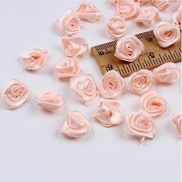 Imagem de 300 peças de 15 mm cores mistas pequenas flores rosas mini fita de cetim feita à mão cabeça rosa casamento scrapbooking decoração acessórios de roupas, champanhe