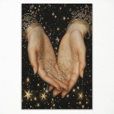 Imagem de Moody Celestial Wall Art, We Are All Stardust Pôster Estético Romântico Escuro, Imagem Gótica Bruxa, Pintura Estética Surreal Stardust In Hands para Quarto Sala de Estar 30 x 40 cm Sem Moldura