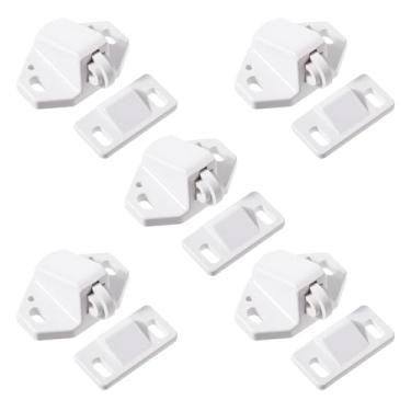 Imagem de FOCMKEAS 5 peças de trava de rolos, trava de porta branca, ferragens, trava de plástico adequada para guarda-roupas, armários, gavetas, armários e travas de porta de móveis