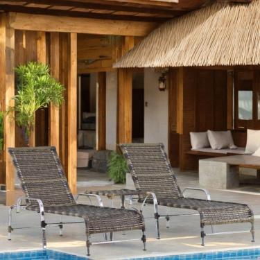 Imagem de Kit 2 Espreguiçadeiras Mesa em Alumínio Piscina Jardim e Área Catar Cappuccino