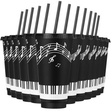 Imagem de Potchen Copos de plástico com tema musical, 12 peças, copo reutilizável de notas de piano de 680 g com tampas e canudos, copos de suco para amantes de música, lembrancinhas de festa de aniversário de