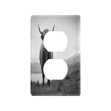 Imagem de Blueangle Placa de parede Highland Cow Duplex Outlets, tamanho padrão, placas de cobertura de tomada elétrica de 1 gangue para decoração de quarto de escritório em casa, 4,53 x 2,76 polegadas (591)