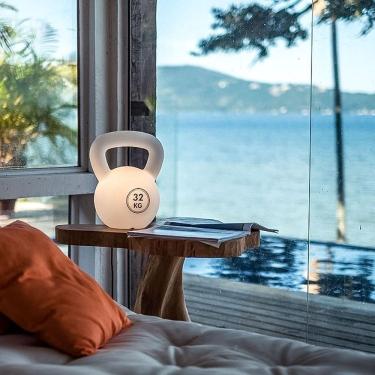 Imagem de Luminária Fitness Kettlebell - Estilo E Funcionalidade Para Seu Espaço