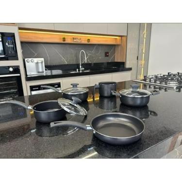 Imagem de Conjunto de Panelas 5 Peças Antiaderente – Alumínio com Tampa de Vidro, Fervedor e Utensílios de Nylon (Preto)