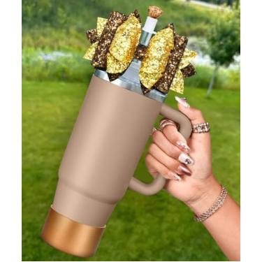 Imagem de Toykee Bota de copo com capa de canudo para Stanley 40 850 g - Topper de palha com laço dourado café e tampas de diamante com protetor inferior, conjuntos de 3 peças para acessórios de copo