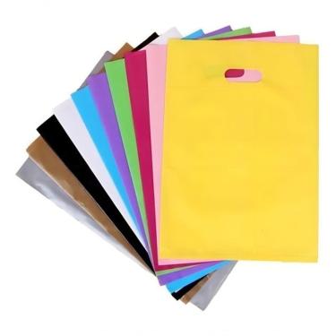Imagem de Sacola Plástica 25x35 Alça Boca de Palhaço para Embalagens Diversas 1KG APROX. 85 UNIDADES Vermelho Higipack