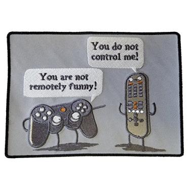 Imagem de "Controlling" Funny Video Game Controller & TV Remote Arguing - Novelty Iron On Patch Applique