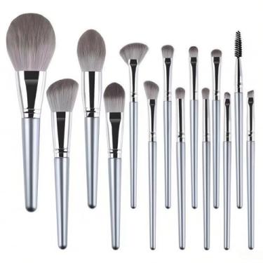 Imagem de Kit Profissional de Pincéis de Maquiagem 14 em 1, Cor Prata, Conjunto para Maquiagem de Festa e Contorno, Cerdas Sintéticas de Luxo e Cabo Resistente