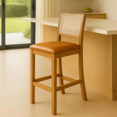 Imagem de Banquetas de Balcão Rubi Estofado e Base de Madeira Resistente Moderna no Courino Marrom