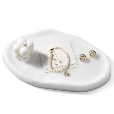 Imagem de Koville Bandeja luxuosa de mármore branco, bandeja de chave de servir em forma de nuvem para decoração de casa, bandejas de armazenamento de mármore de 25,4 cm x 17,8 cm para banheiro, suporte de