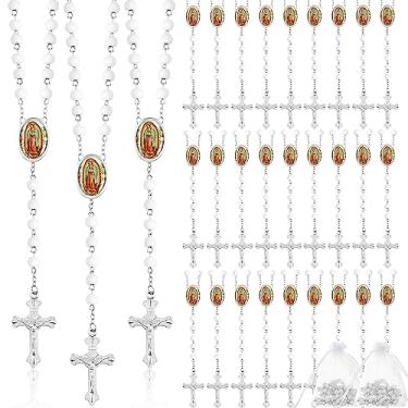 Imagem de 36 peças de colar de rosário de contas de madeira com crucifixo e rosário perfumado de primeira comunhão de Nossa Senhora de Guadalupe com 36 sacos de organza, lembrancinhas de batismo, presente católico para homens, mulheres, meninas meninos (branco)