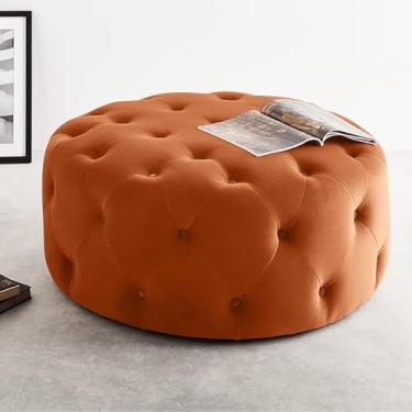 Imagem de Luxuoso e confortável banco de pelúcia para os pés, pequena mesa de centro moderna, otomano redondo tufado de veludo, banco na extremidade da cama para sala de estar, quarto de hospedagem -